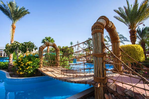 Фото на территории отеля Maritim Jolie Ville Resort Casino для отдыха с детьми зимой, Шарм